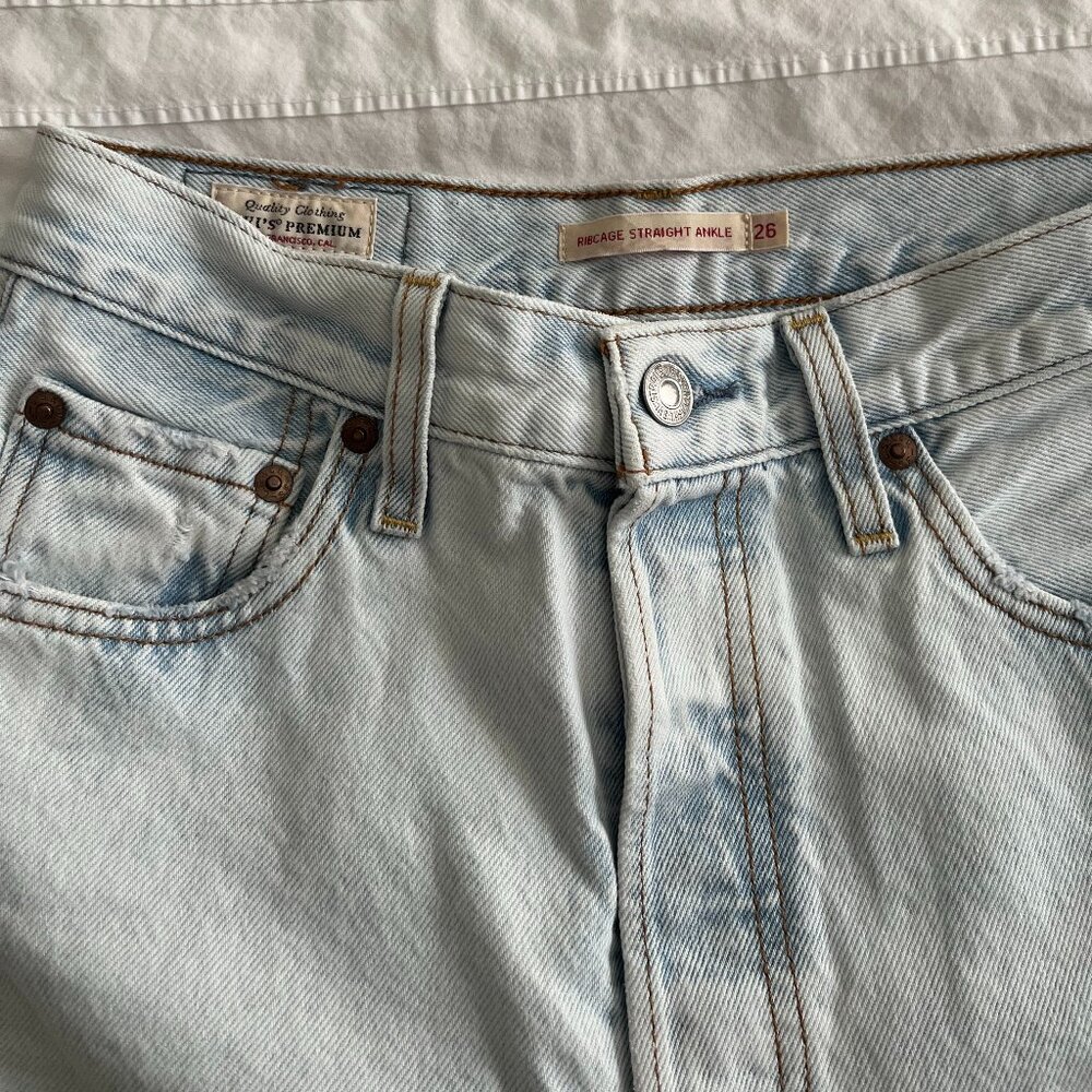 Levi's Ribcage Straight Jeans 26W